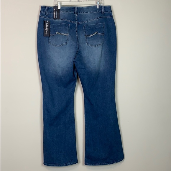 Lane Bryant Sz 22 NWT Jegging Flare Denim Jeans - Picture 2 of 6